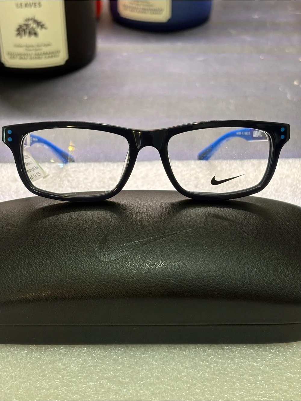 KIDS NIKE EYE GLASSES WITH ORIGINAL CASE AND TAGS NWT.